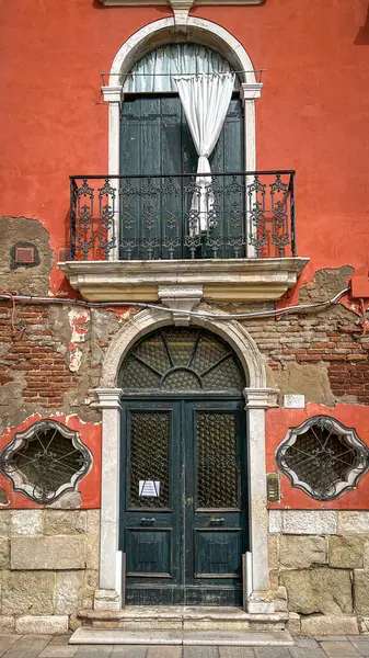 Renkli evler. Burano Adası, Venedik, İtalya