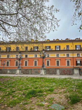 Bologna: Kızıl Şehrin Mimarisi