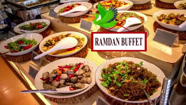 Latanie Ptaków Bufetem Ramdan Tle Bufetu Hotel Ślub Bufet Deska — Wideo stockowe
