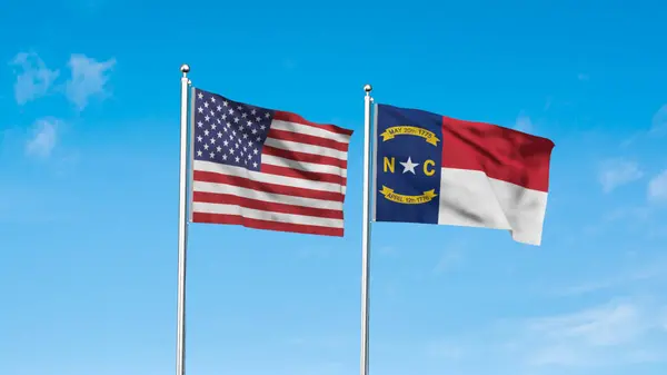 Kuzey Carolina ve Amerikan Bayrağı birlikte. Kuzey Carolina ve ABD 'nin yüksek detaylı dalgalanan bayrağı. Kuzey Carolina bayrağı. ABD. 3B Görüntü.