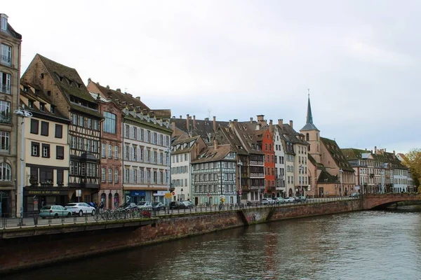 Fransa 'nın eski Alman kenti Strasbourg