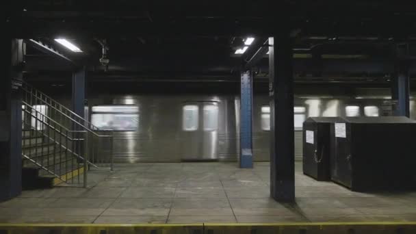 在纽约市哥伦布圆街59号被枪杀 — 图库视频影像
