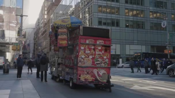 Портативний Знімок Халяльської Вантажівки Вранці Нью Йорку — стокове відео