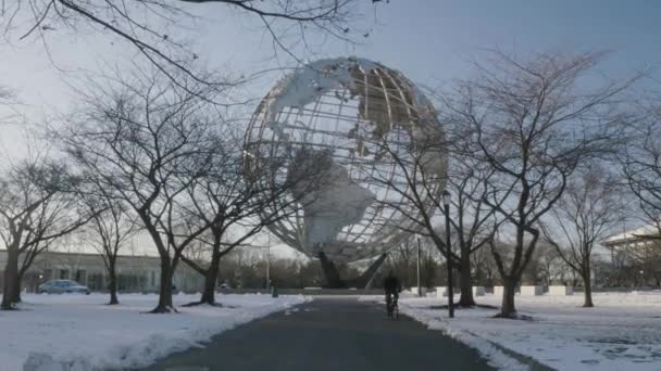 在纽约皇后区骑自行车过冬的手持照片 — 图库视频影像