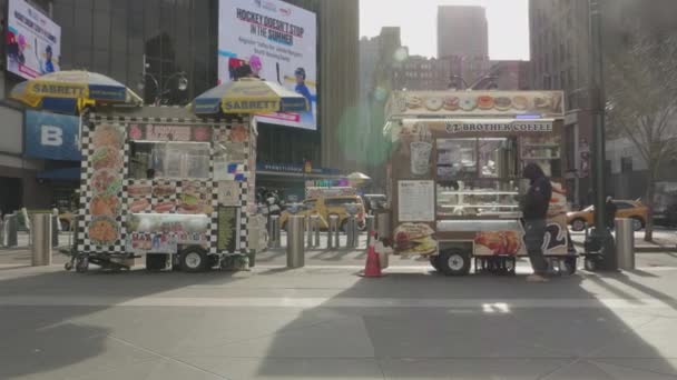 Handheld Shot Food Truck Poza Nowym Jorkiem Miasto Madison Square — Wideo stockowe