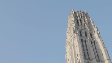 Riverside Kilisesi 'nin çekimini yapıyorum. New York 'ta alacakaranlıkta vuruldu..