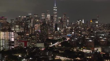 Brooklyn 'i gece çekiyoruz.