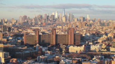 New York 'un kış sabahındaki hava manzarası. Brooklyn 'de çekilmiş.