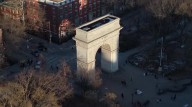 Washington Square Park 'ın havadan görüntüsü. New York 'ta bir kış öğleden sonra çekildi..