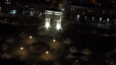Geceleri Washington Square Park 'ın havadan görüntüsü. New York City Greenwich Village 'da vuruldu.