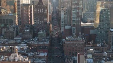 New York 'taki gökdelenlerin havadan görünüşü. Manhattan 'da, Yukarı Batı Yakası' nda çekilmiş.
