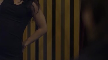 Polonyalı Dans Kadını. Erotik Dans Yavaş Hareketi