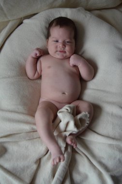 Küçük bir çocuğun portre fotoğrafı. Beyaz çocuk Güney Arap görünümü