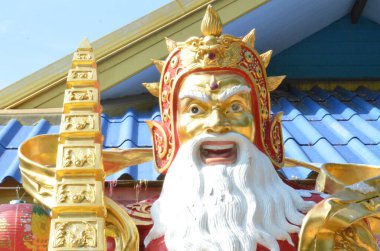 Tayland 'da bir tapınakta Budizm figürleri