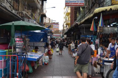 Çin 'in Bangkok şehrinde meyve, sebze ve baharatlar