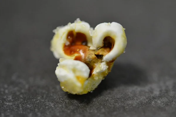 Mısır ve patlamış mısırın makro fotoğrafı