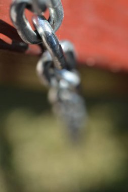 Yüzüklerin ve kancaların makro fotoğrafları