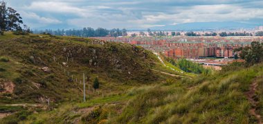 Soacha 'daki güzel manzaranın panoramik görüntüsü - Cundinamarca - Kolombiya