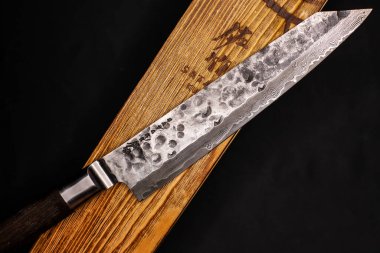 Japon Damascus çelik bıçağı Kiritsuke ahşap kutuyla