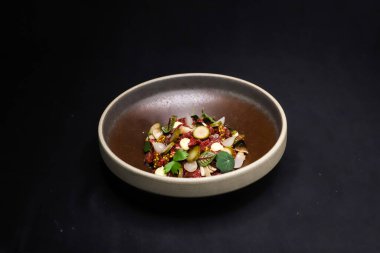 Turşulu Polonya bifteği.