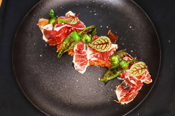 İspanyol Jamonu, Bellota Joselito ve Serrano ve Pan con Tomate 'in önerisi.