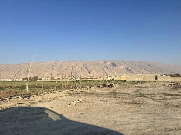 İsrail 'in kuzeyindeki Negev Çölü manzarası.