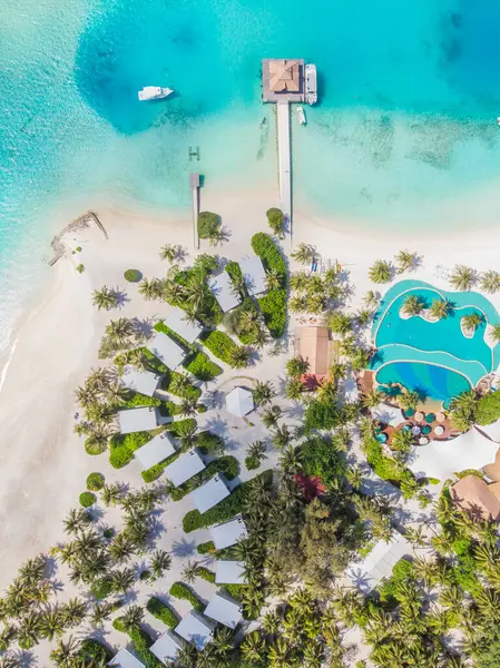 Pohled Létající Dron Luxusní Pláže Pozadí Krásy Moře Korálovými Útesy — Stock fotografie