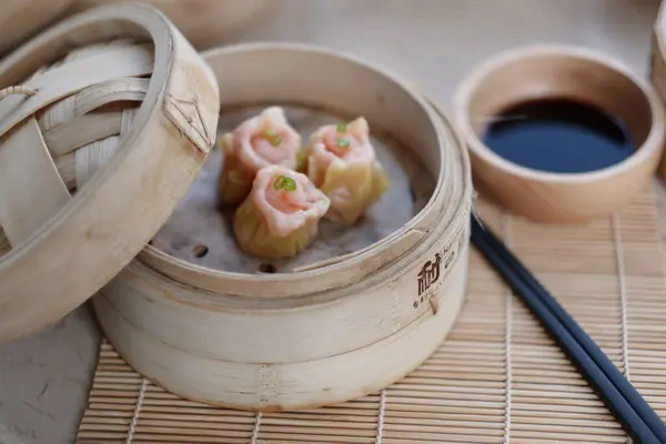 steamed shrimp dumpling with soy sauce