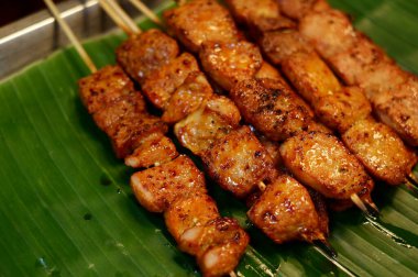 Izgarada tavuk budu..