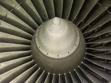 Uçaklar. Uçak parçaları. Kanatlar, pervaneler, türbinler. İniş takımları ve hidrolik sistem elementleri. Helikopterler ve parçaları. Askeri ekipman. Füzeler. Dünyanın en büyük uçağı 