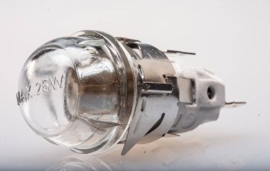 Ev Aletleri Detayları. Ampuller. Elektronik panolar. Gaz yakıcılar ve santrifüj varili. Kompresör. Yön. Isıtma elemanları. Yüksek çözünürlüklü çekim