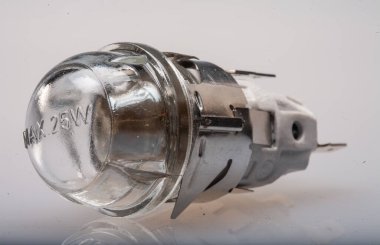 Ev Aletleri Detayları. Ampuller. Elektronik panolar. Gaz yakıcılar ve santrifüj varili. Kompresör. Yön. Isıtma elemanları. Yüksek çözünürlüklü çekim