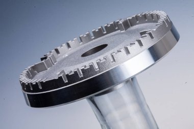 Ev Aletleri Detayları. Ampuller. Elektronik panolar. Gaz yakıcılar ve santrifüj varili. Kompresör. Yön. Isıtma elemanları. Yüksek çözünürlüklü çekim