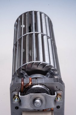 Ev Aletleri Detayları. Ampuller. Elektronik panolar. Gaz yakıcılar ve santrifüj varili. Kompresör. Yön. Isıtma elemanları. Yüksek çözünürlüklü çekim