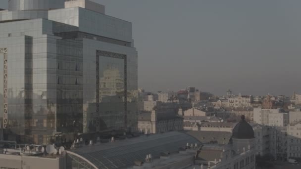 Oekraïne Kiev Luchtbeelden Resolutie Zakencentrum Leonardo Mistige Dag Herfst Zonsondergang — Stockvideo