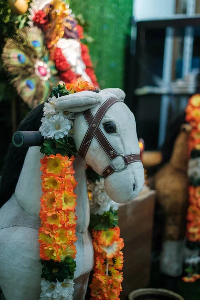 Soft Horse Structure in Indian Tradition