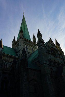 Trondheim Norveç 'teki Nidaros Katedrali' nin güzel bir manzarası..