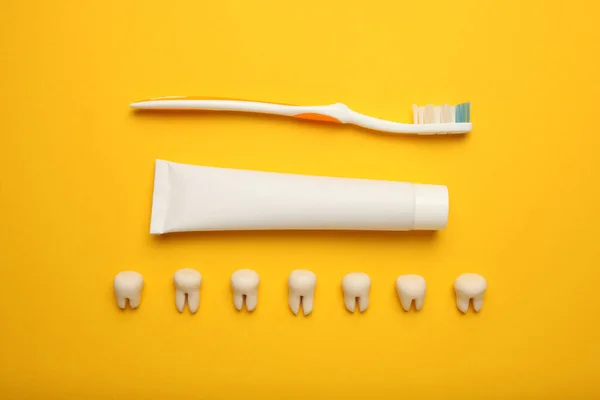 Péče Zubní Sklovinu Ústní Dutiny Prevence Zubní Kazu Dětí Kartáčky — Stock fotografie