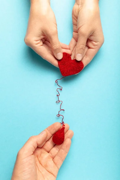 Blutspender Hände Mit Rotem Herz Und Tropfen Medizinische Spende Und — Stockfoto