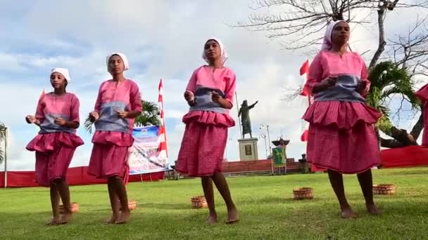 Амбон Индонезия Октября 2022 Года Традиционный Танец Малуа Индонезия Группа — стоковое видео