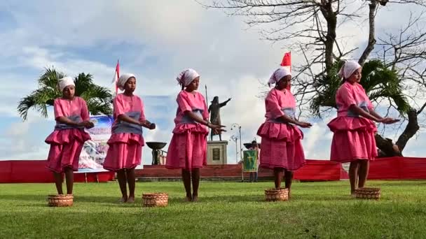 Ambon Indonesia Octubre 2022 Danza Tradicional Maluku Indonesia Grupo Personas — Vídeos de Stock