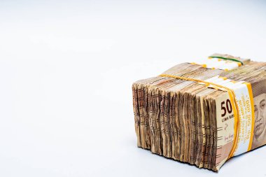 Endonezya - 23 Mayıs 2024: Endonezya parası beş bin rupi değerinde