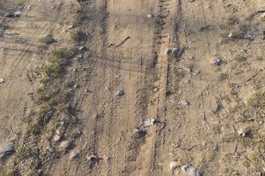 Toprak ve taşlar yol arkaplanı.