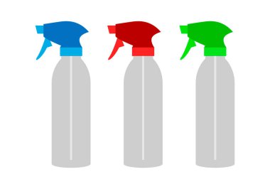 Beyaz arka planda bir şişe temizlik malzemesi püskürt.