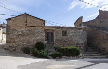 İspanya, Pampliega 'da taş evler