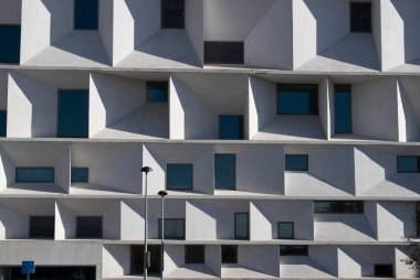 Modern ve soyut beyaz pencere cephesi modern bir binanın arka planı