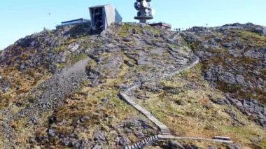 Ulriken Dağı Radyo Kulesi Merdiveni - Bergen, Norveç 2.7K Hava Görüntüsü 