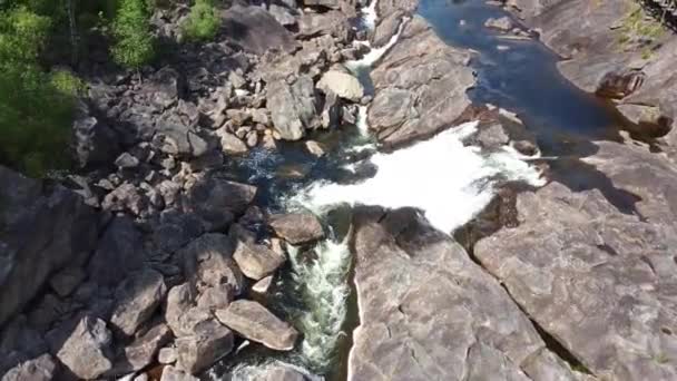 Piccole Cascate Con Rocce Lisce Nel Fiume Otra Grovane Norvegia — Video Stock