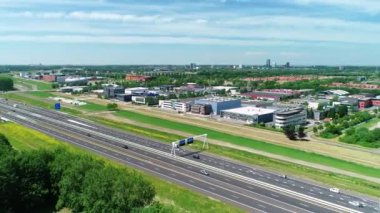 Moda Kubbesi ile Almere İş Parkı Hollanda, 4K İHA Görüntüleri