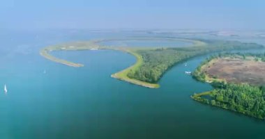 IJsseloog Orta Çemberli Yapay Ada, Flevoland, Hollanda, 4K Drone Görüntüleri